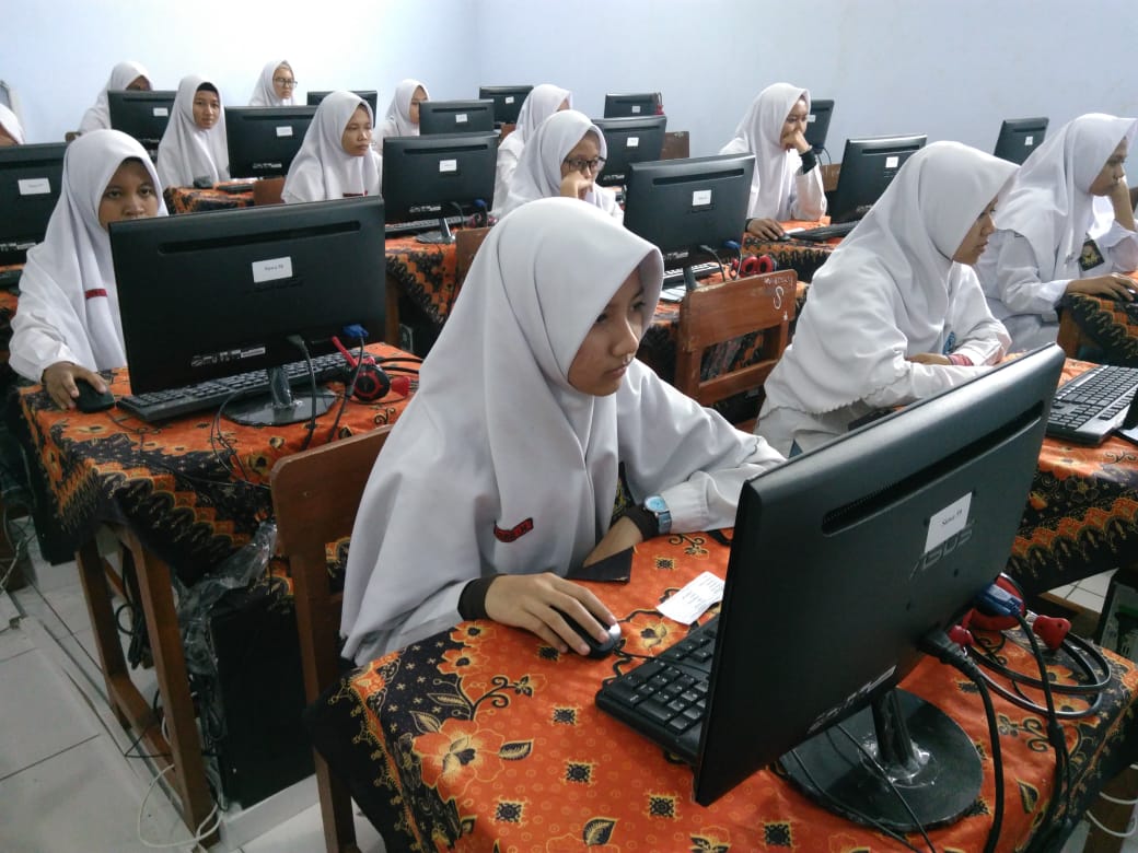 Meningkatkan Persiapan dengan Tryout Online Bahasa Inggris UNBK