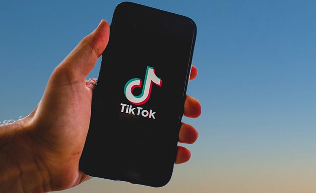 Strategi Pemasaran Digital Berbasis Konten Video Pendek untuk Meningkatkan Kesadaran Merek