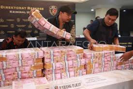 Uang Palsu Bertebaran, Rp 22 Miliar Disita Polisi: Uang BI Hampir Dimusnakan.