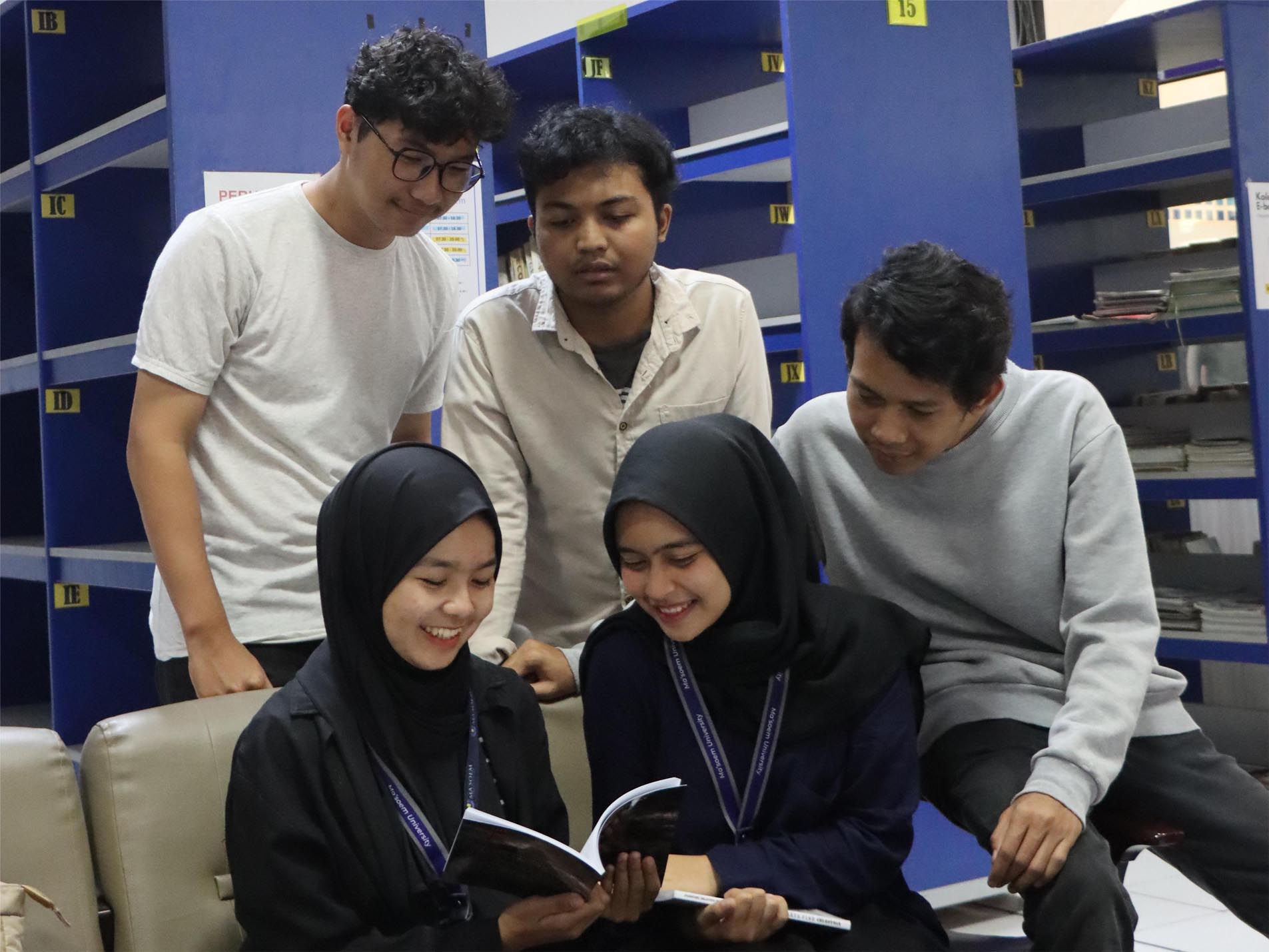Biaya Kuliah Pendidikan Bahasa Inggris S1 Hanya 5 Juta Per Semester Dan Rekomendasi Jurusan Kuliah Di Bandung