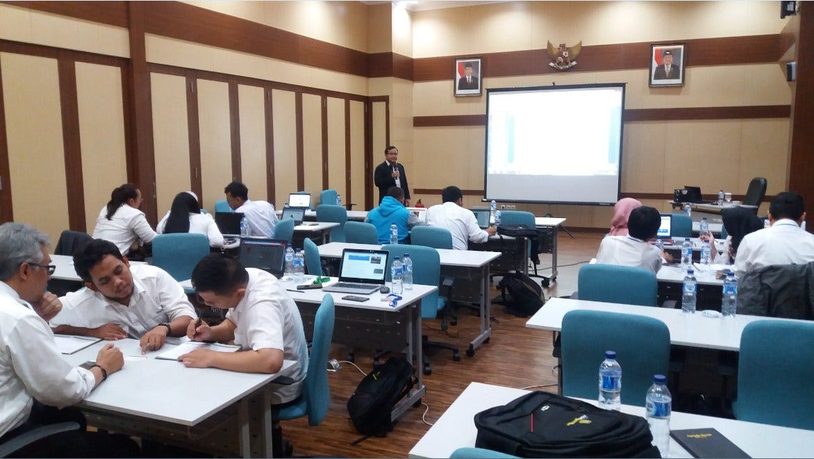 Meningkatkan Visibilitas Bimbel dan Kursus Bahasa Asing Melalui Promosi Website Les Privat Online