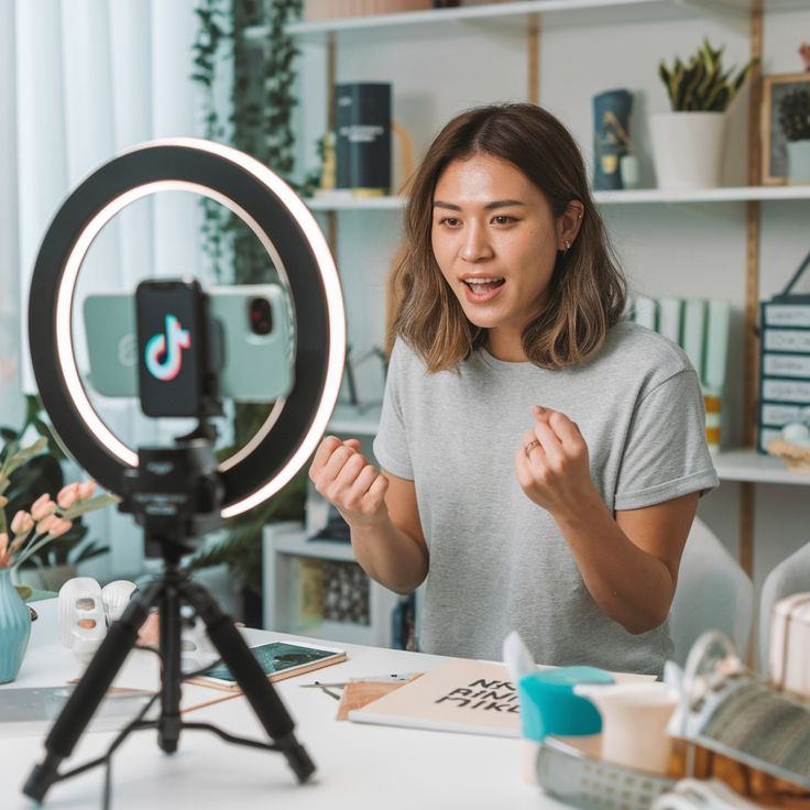Analisis Metodologis Penggunaan TikTok Ads untuk Jualan Produk Fisik: Strategi Konversi dari Layar ke Tangan Konsumen