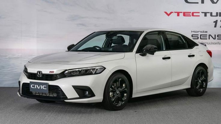 Keuntungan memiliki sedan hybrid Honda Civic di Indonesia