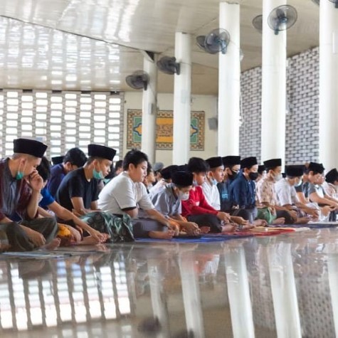 Menggali Keberhasilan Testimoni Alumni Boarding School Al Masoem yang Berhasil Studi di Luar Negeri