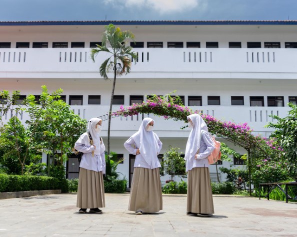 Mewujudkan Impian Studi ke Luar Negeri dengan Boarding School Al Masoem di Bandung