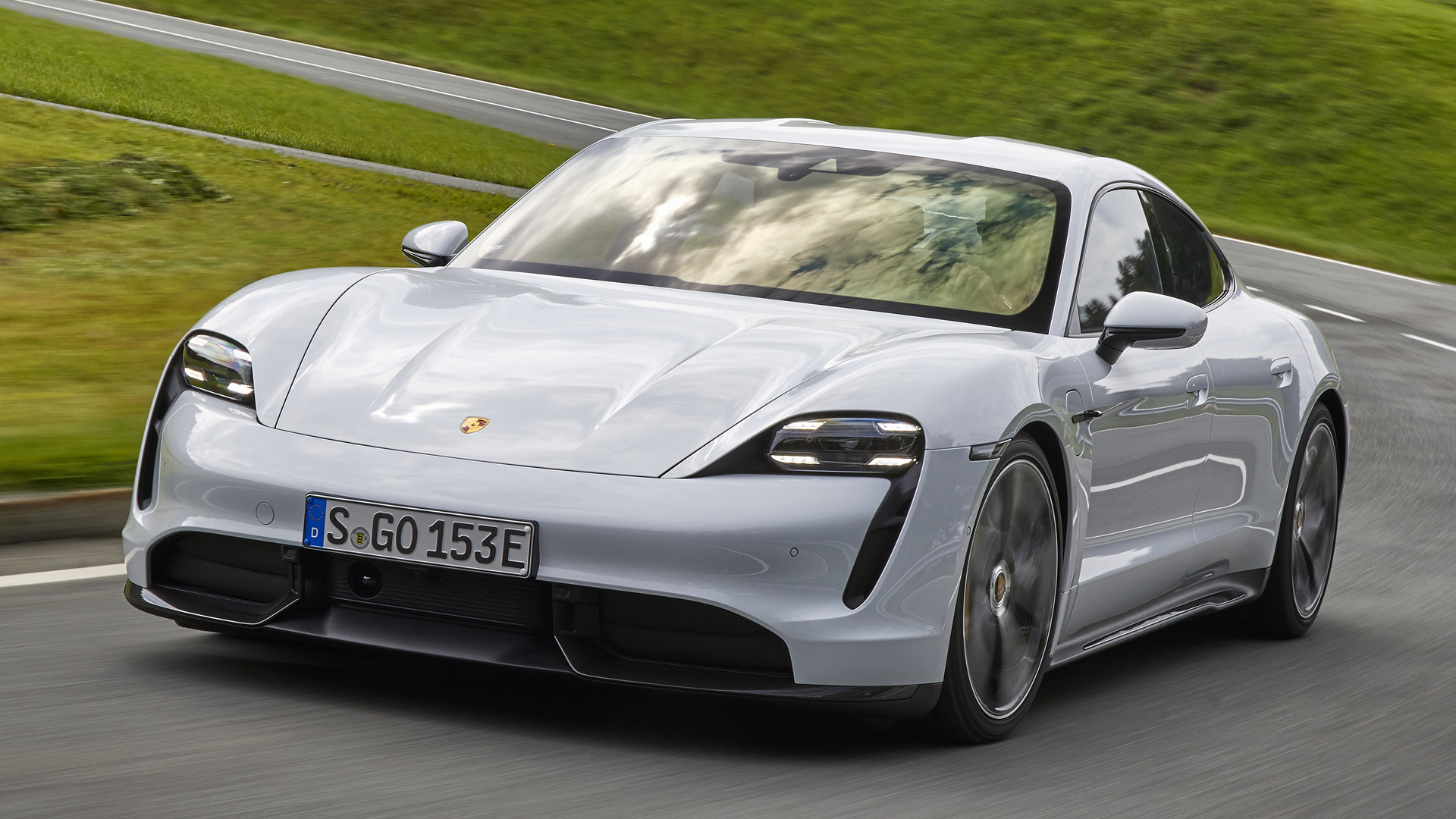 Peran Antarmuka Digital Porsche dalam Menjaga Ketajaman Fokus