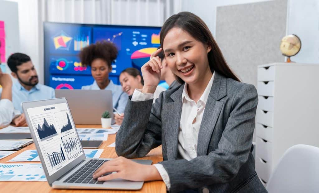 Promosi Online Sudah Maksimal Tapi Penjualan Tak Naik? Saatnya Memanfaatkan Jasa Online Marketing